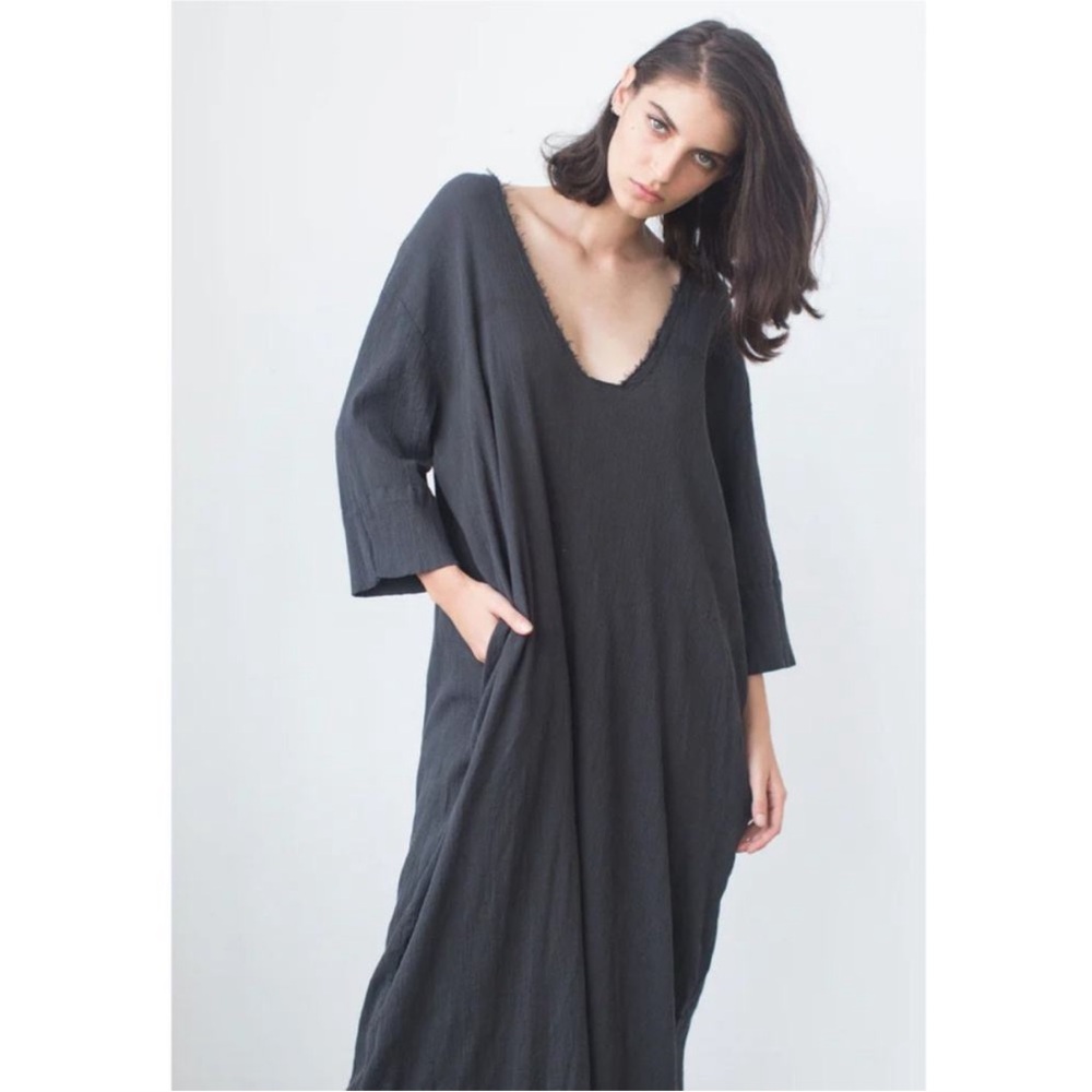 Black Crane Crinkle Gauze V-Neck Dress XS